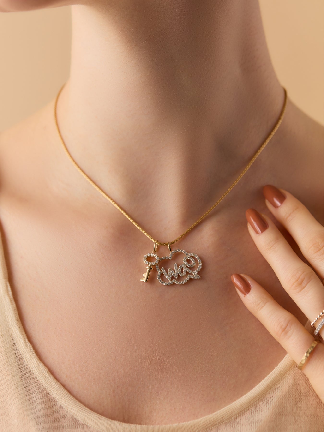 【Apple】オールニーク　ペンダント　トップ　チャーム　ネックレス ゴールド Apple】オールニーク ペンダント トップ チャーム ネックレス