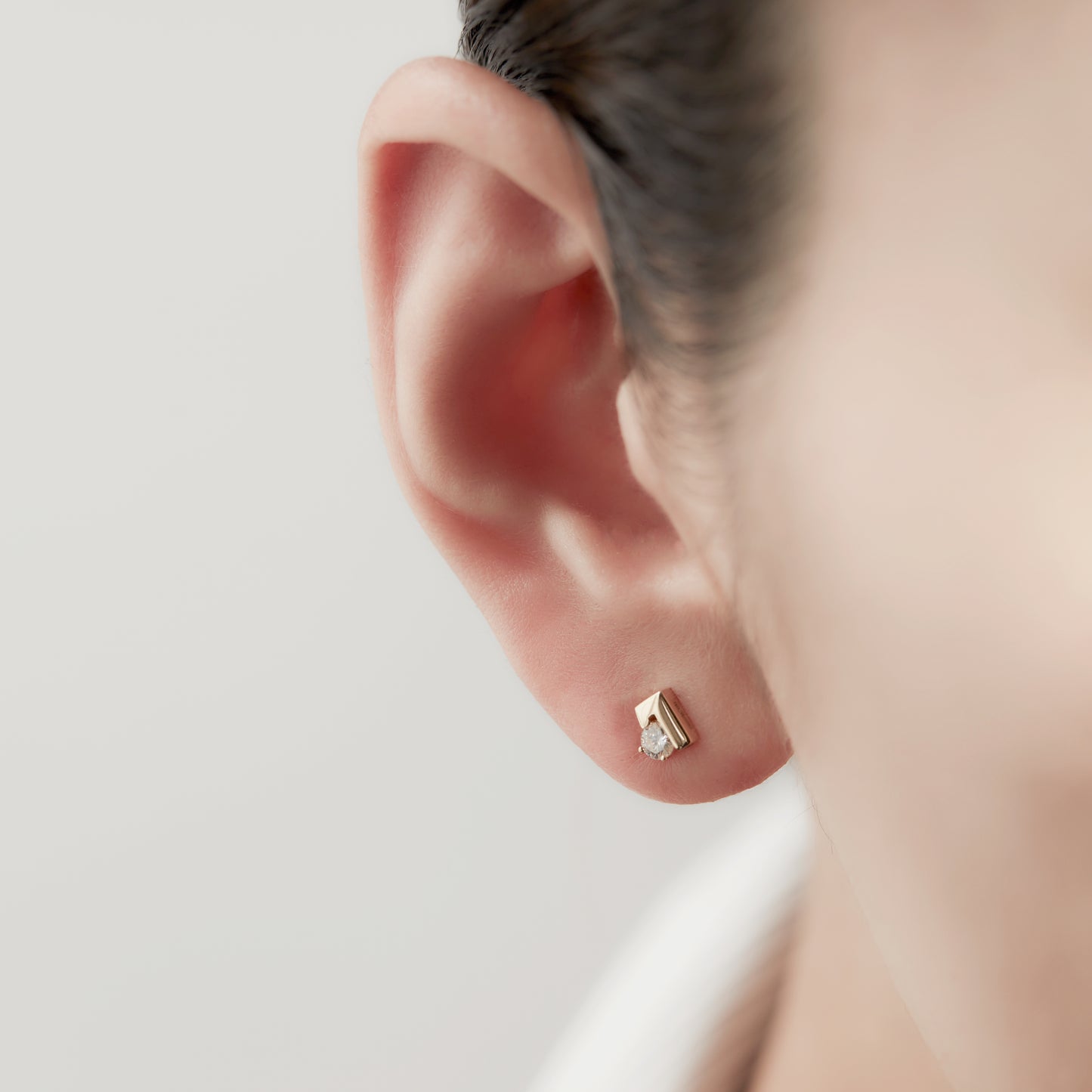 Symbol  Pierced earring"Logo"