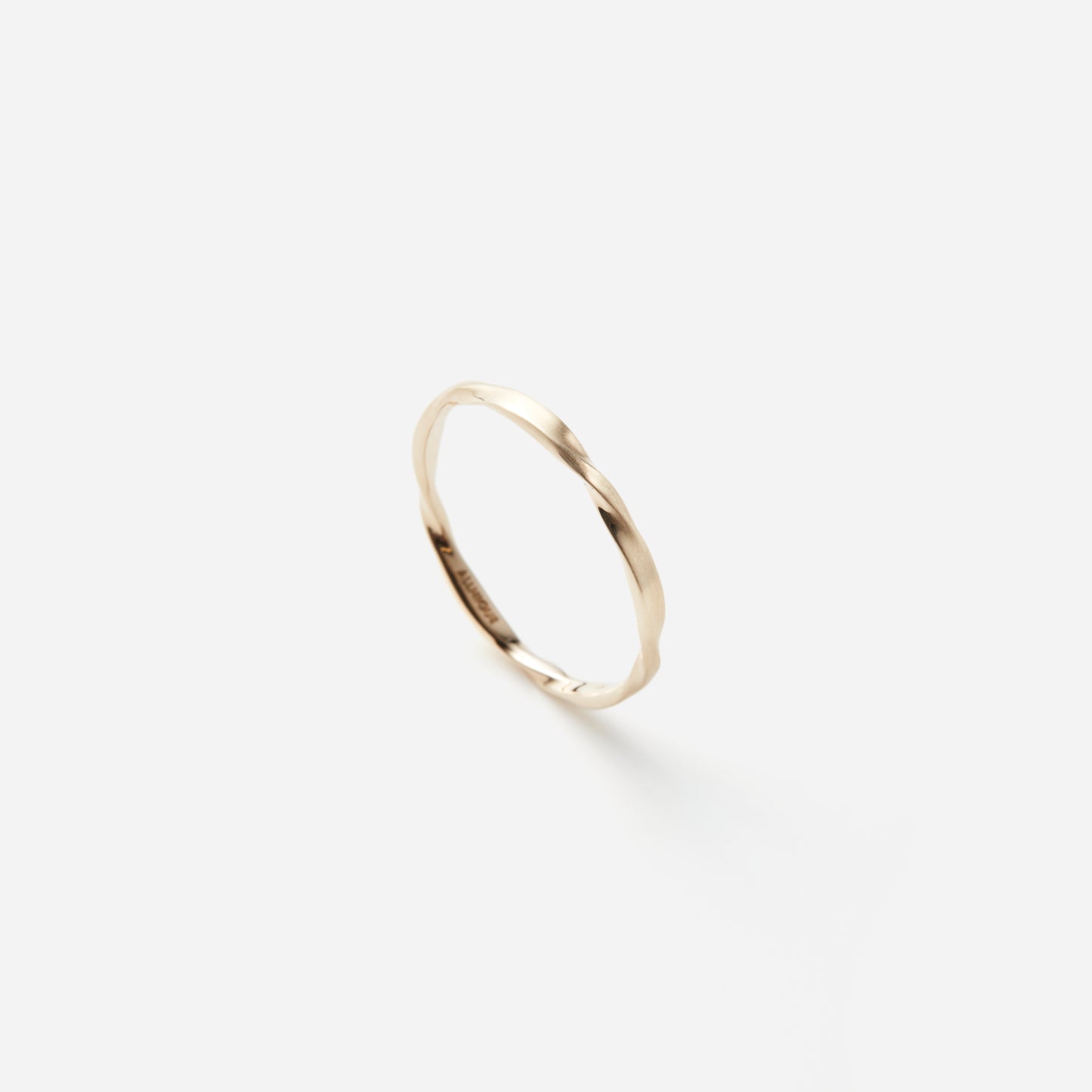 Layered Ring "Ribbon"
