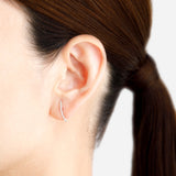 Linear Pireced earring "Smile small"